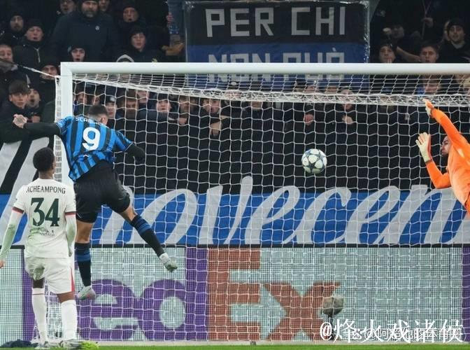 足坛悲喜夜！国米遇争议点球绝杀，拜仁巴萨皆逆