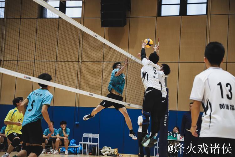 八支队伍逐梦赛场 上海市第七届高中四校排球赛落幕 八支队伍逐梦赛场 上海市第七届高中四校排球赛落幕